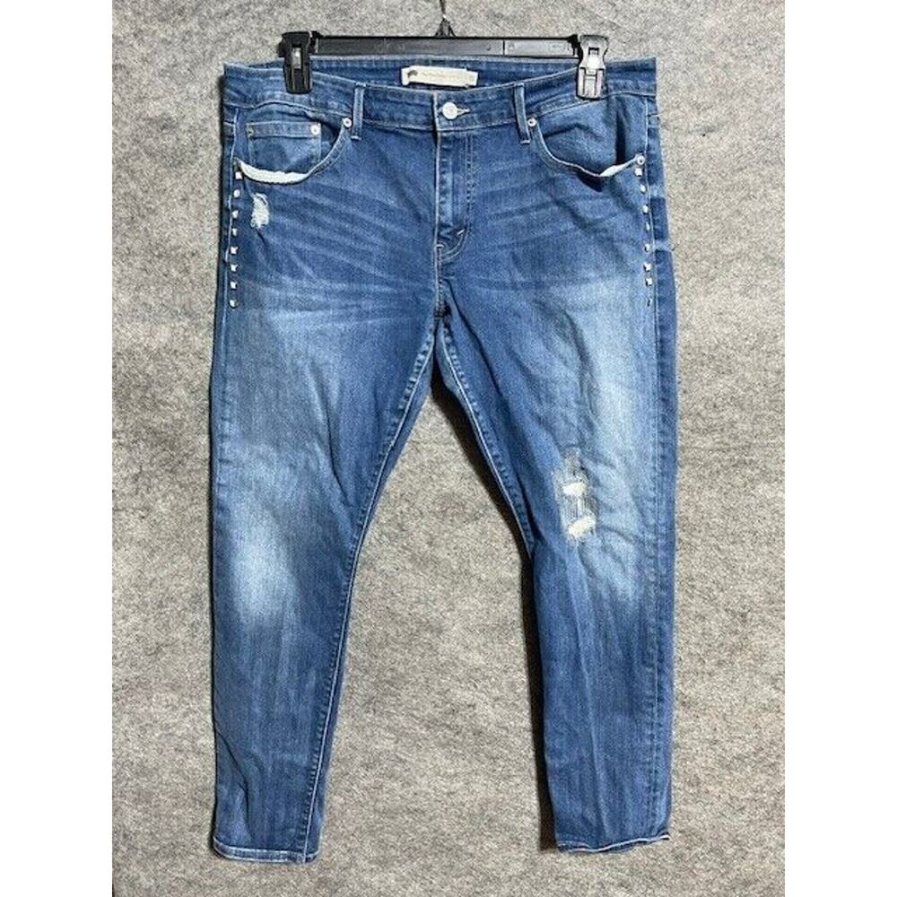 Levi's Women's Skinny Jeans in Distressed Medium Blue